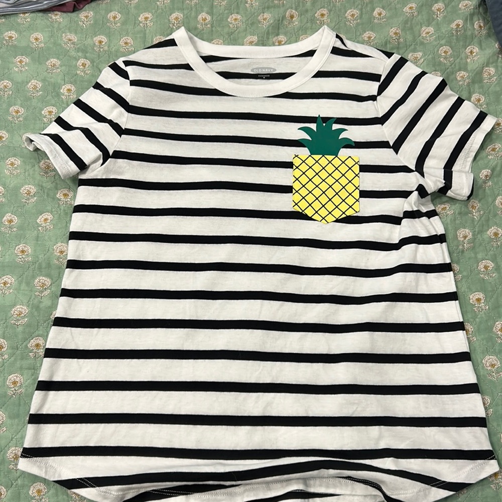 Old Navy Pineapple Pocket